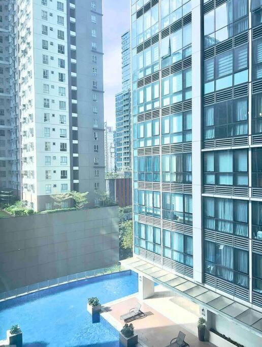 One Uptown Residences Bgc Taguig Exteriér fotografie