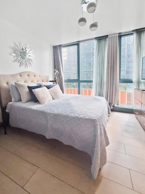 One Uptown Residences Bgc Taguig Exteriér fotografie