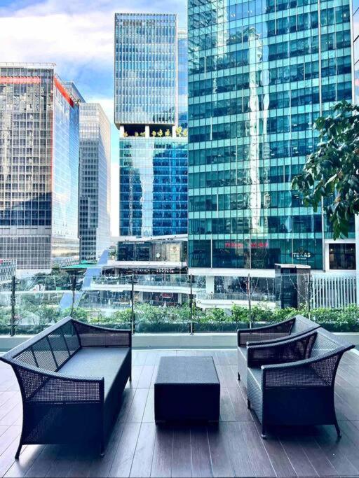 One Uptown Residences Bgc Taguig Exteriér fotografie