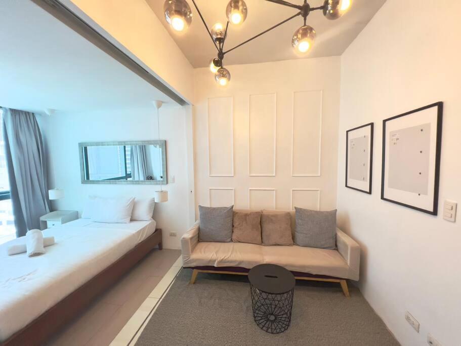 One Uptown Residences Bgc Taguig Exteriér fotografie