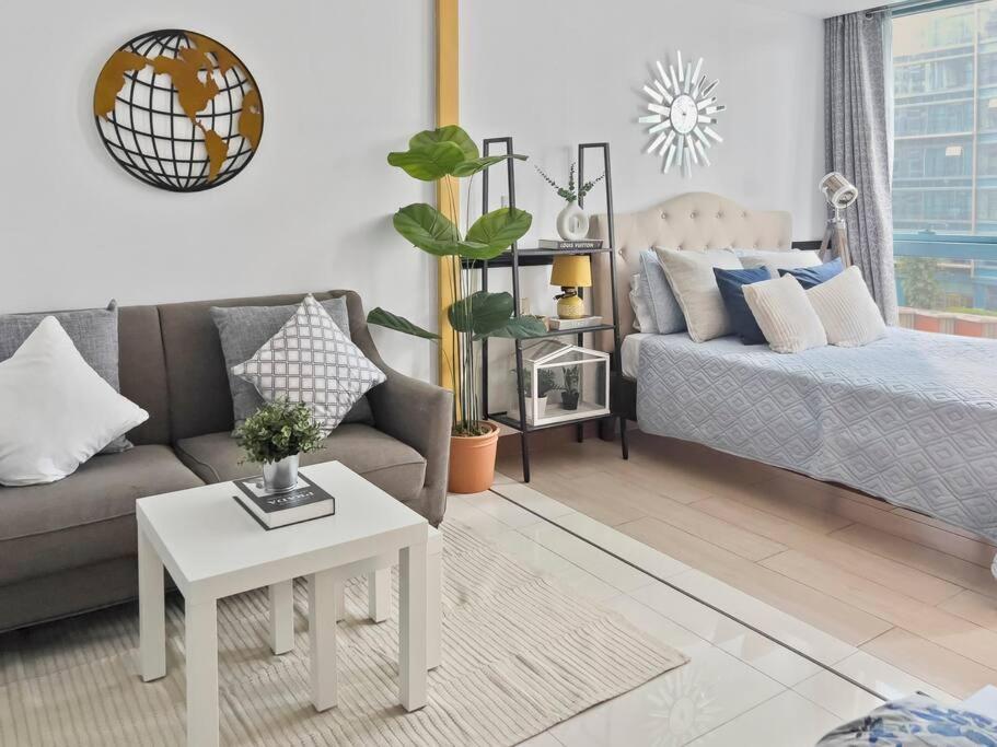 One Uptown Residences Bgc Taguig Exteriér fotografie